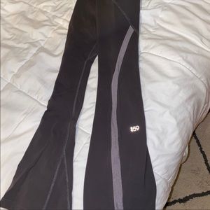 Splits59 Raquel Flared Legging
